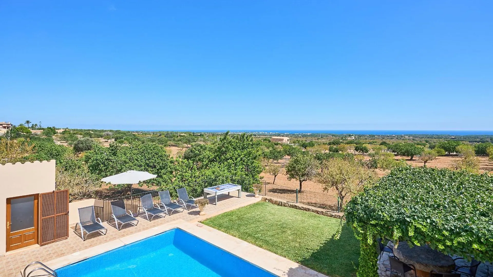 Finca Garrovers De Shorta S'Horta Villa